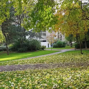 On Accommodatie bij particulieren