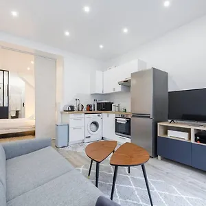 Luxurious And Cosy In The Center Of 14 Appartement